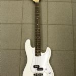 890 5102 ELECTRIC BASS ..